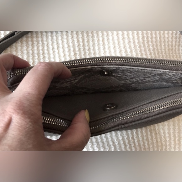 Thirty-one convertible crossbody purse - Picture 6 of 8